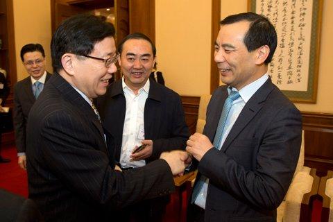 安邦保险集团董事长吴小晖：我对中国经济充满信心-安邦财产保险股份有限公司董事长