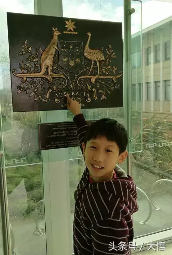 带着儿子去涨知识！没有门卫的澳大利亚造币厂-猴年纪念金币多少钱