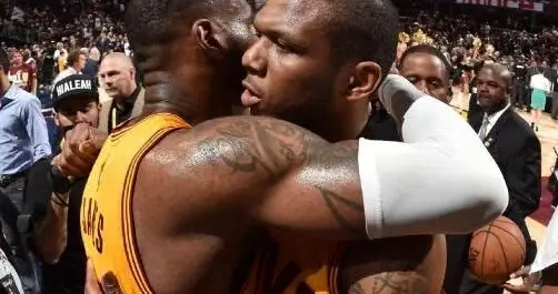 NBA历史上有哪些球员是躺着拿下总冠军的？躺冠最多的球员又是谁？