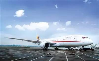 【推荐】全球唯一，收费50万元小时的787“梦想商务机”长什么样？-小孩单独坐飞机托管费多少钱