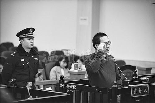 【推荐】顺顺贷老板涉嫌诈骗500万咋投进他口袋惠信财富收益是多少