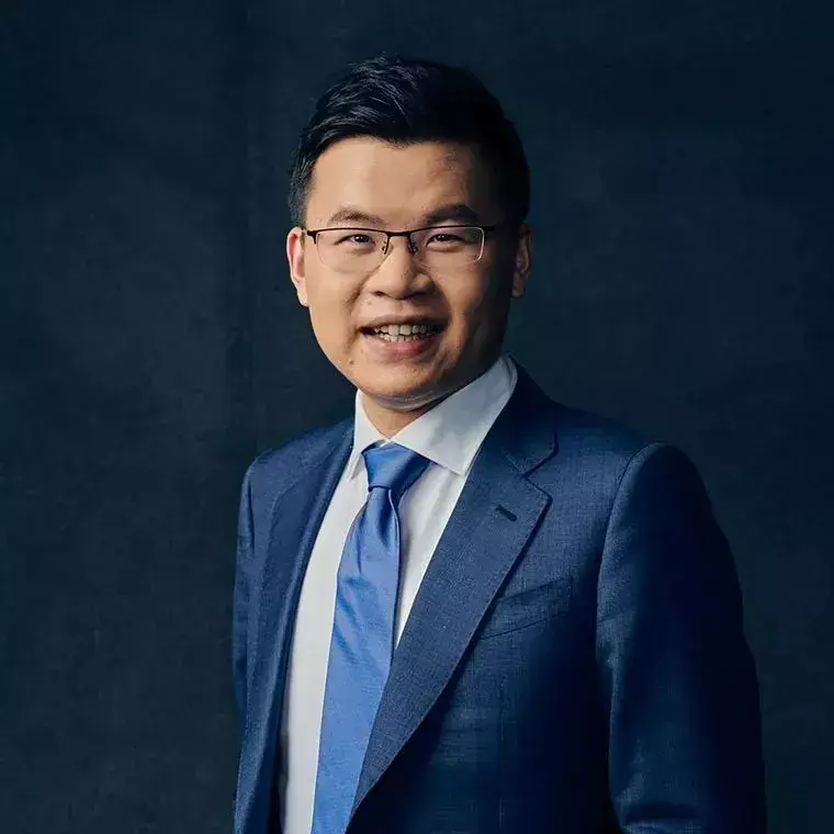 50次融资失败后，他一个决定让公司成资本宠儿，5个月完成2轮融资-深鉴科技股票代码资讯