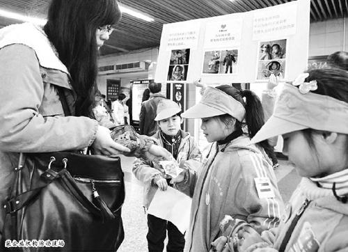 慈善法实施在即社会组织既竞争又要“抱团”-中国非公募基金会发展论坛