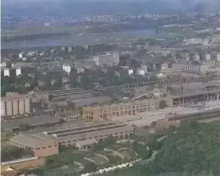 （珍贵老照片）30年前湖南14个市州，是否有属于你的城？-株洲庆云酒店有限公司
