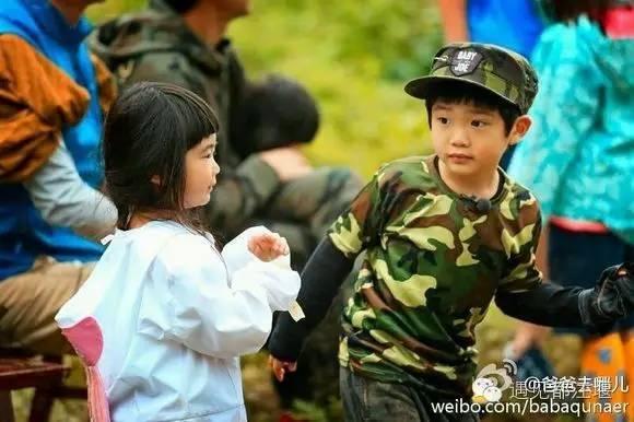 小城大爱主题曲，omg创纪录片（说是美女如云也毫不为过）