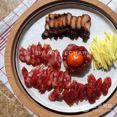 终于找到正宗的腊味煲仔饭，广式腊味煲仔饭