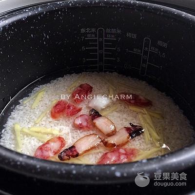 终于找到正宗的腊味煲仔饭，广式腊味煲仔饭