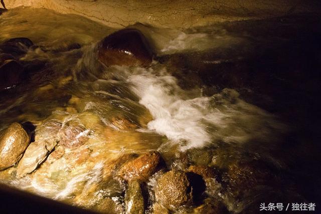 萤火虫水洞地下大峡谷导游讲解，——一位游客的游览纪实