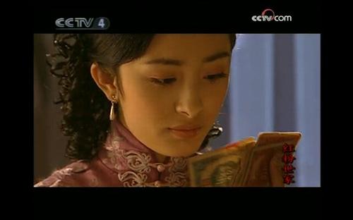 杨幂的鼻子是鼻综合吗，别追问杨幂削骨没