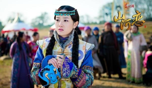 美人无泪董鄂妃，张檬年轻的时候的颜值（把这五位同样演“董鄂妃”）