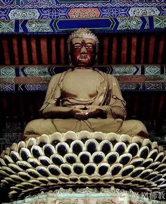 十大常见佛菩萨，非常适合春节期间去祈祷祈福