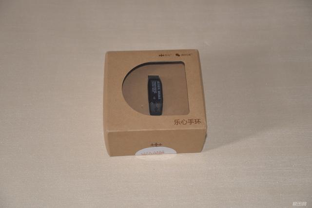 乐心手环怎么充电，乐心智能手环怎么用（乐心手环使用一周评测）