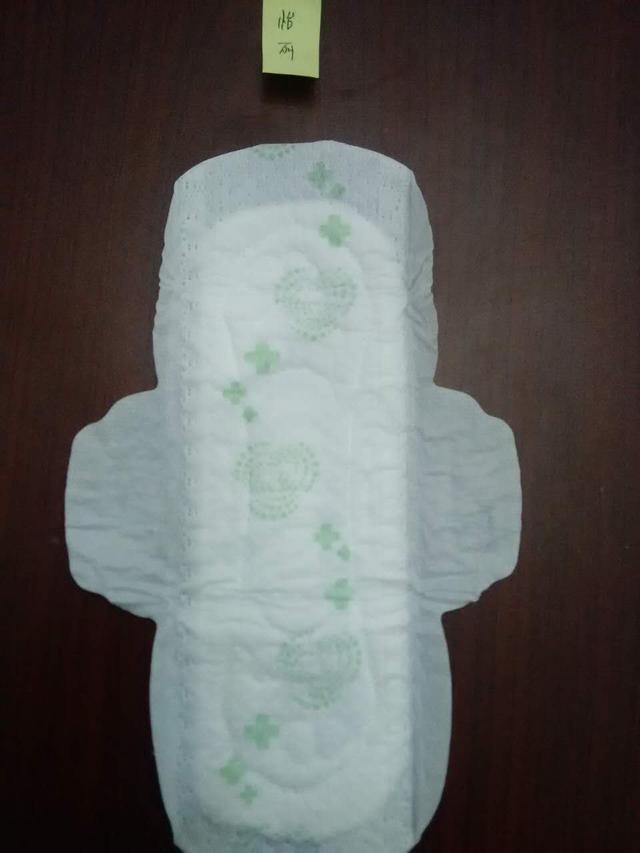 好用的卫生巾 排名，女生福利贴--十三款品牌卫生巾大PK