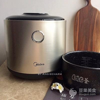 终于找到正宗的腊味煲仔饭，广式腊味煲仔饭