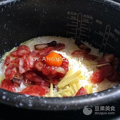 终于找到正宗的腊味煲仔饭，广式腊味煲仔饭