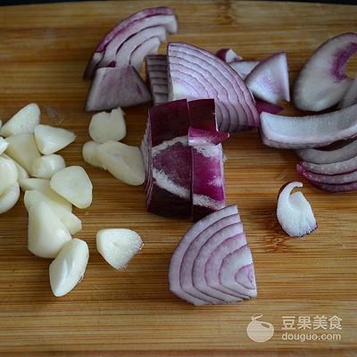 牛肉烧萝卜怎么烧好吃，牛肉烧萝卜的正确做法