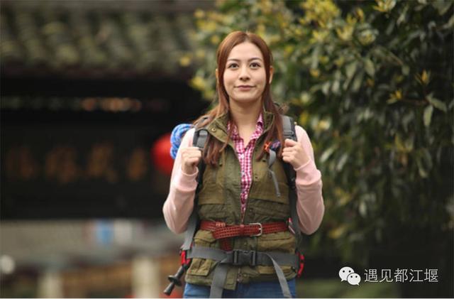 小城大爱主题曲，omg创纪录片（说是美女如云也毫不为过）