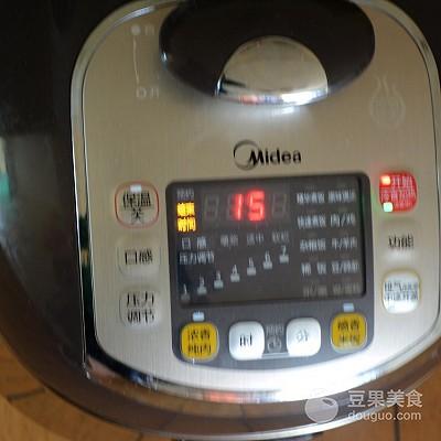 牛肉烧萝卜怎么烧好吃，牛肉烧萝卜的正确做法