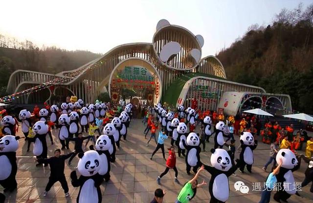 小城大爱主题曲，omg创纪录片（说是美女如云也毫不为过）