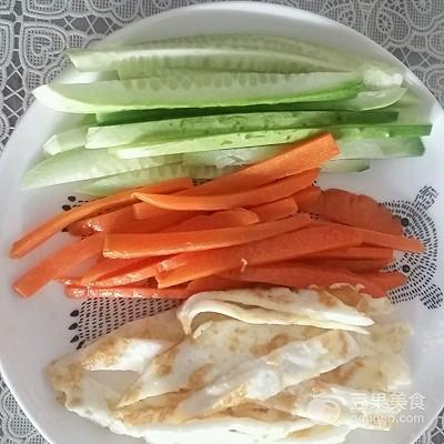 紫菜包饭的最好吃做法，紫菜包饭简单版的做法