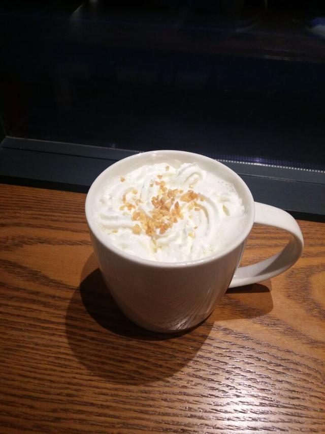 好多人都说是星巴克最好喝的拿铁，星巴克拿铁哪个好喝