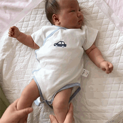 新生儿宝宝肠胀气怎么办快速解决，宝宝肠胀气是怎么回事