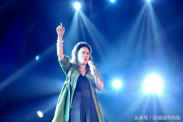 郭兰英和李谷一对比，6位失去老伴的女歌唱家