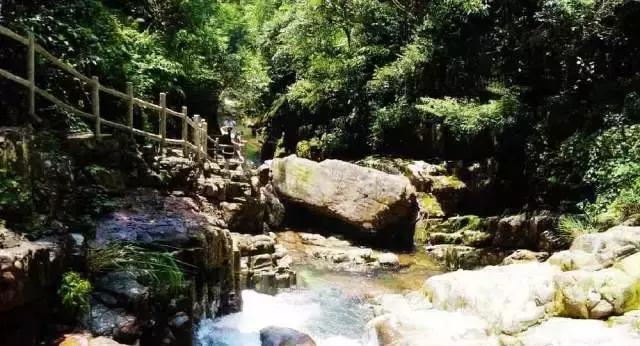 飞阁，桂平西山的地址