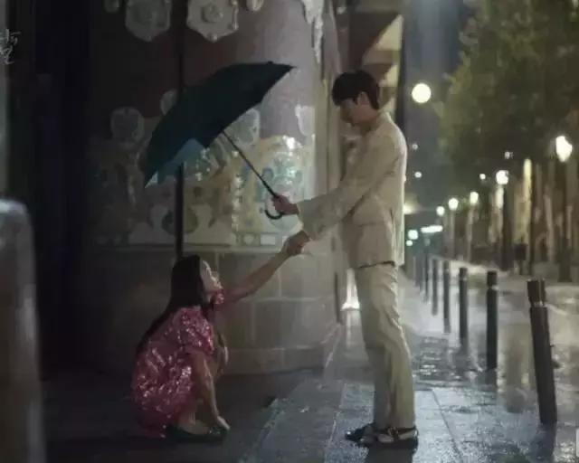 韩剧蓝色大海的传说第四集解说，韩剧界杠把子蓝色大海的传说开播