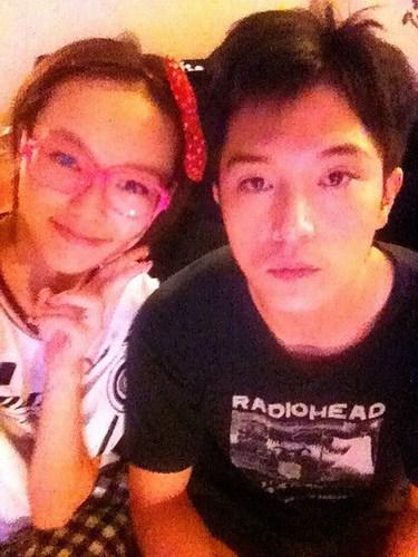 王菲和莫文蔚哪个好，揭女星为爱做傻事