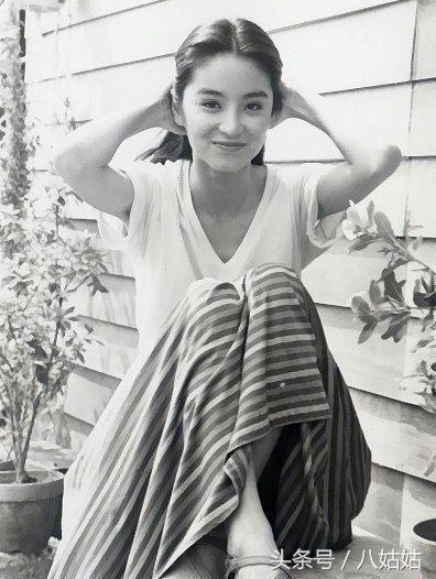 林青霞经典电影片段东方不败，内地名伶远比林青霞传神惊艳
