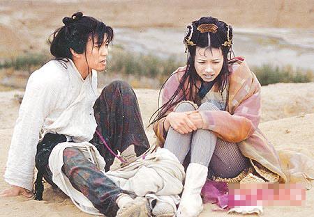 王菲和莫文蔚哪个好，揭女星为爱做傻事