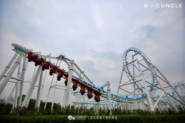 抚顺热高室内水上乐园，雨中畅游抚顺热高乐园