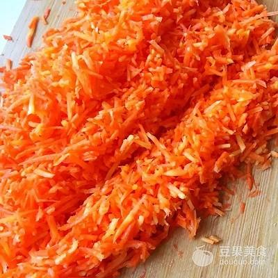 羊肉水饺配什么菜好吃，羊肉配什么菜最佳（羊肉饺子馅怎么调）