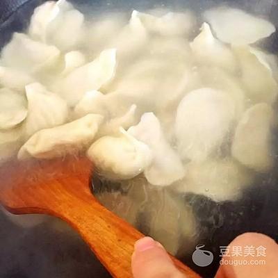 羊肉水饺配什么菜好吃，羊肉配什么菜最佳（羊肉饺子馅怎么调）
