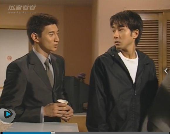 李易峰身高多矮，又宽又长连腿都挡了一大半