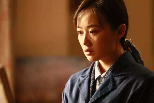 一品红梅以诗来赠肖战，才华横溢的小飞侠给肖战写情书