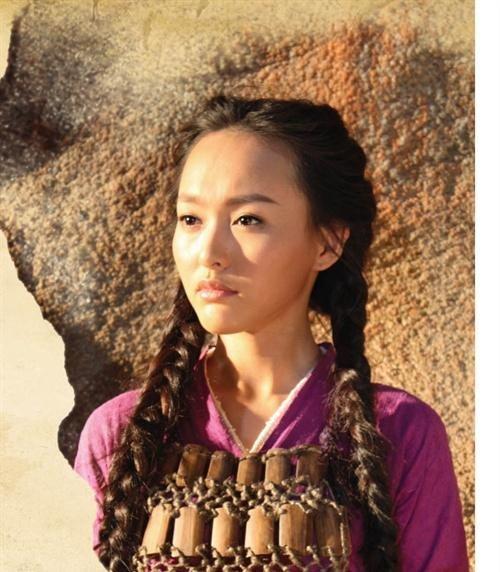 唐嫣的古装一直很让人惊艳，古装照真的太惊艳了