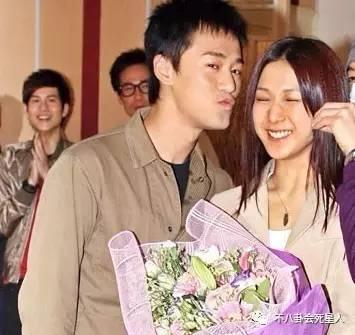 钟嘉欣身世曝光，钟嘉欣罕见晒父女合照