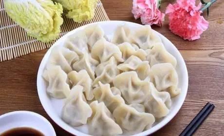 水饺用英语怎么说，饺子用英语怎么说dumpling（还要再说dumpling吗）