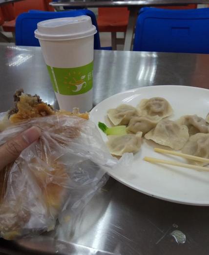 平安夜你咋不吃圣诞树呢，圣诞节最佳笑话