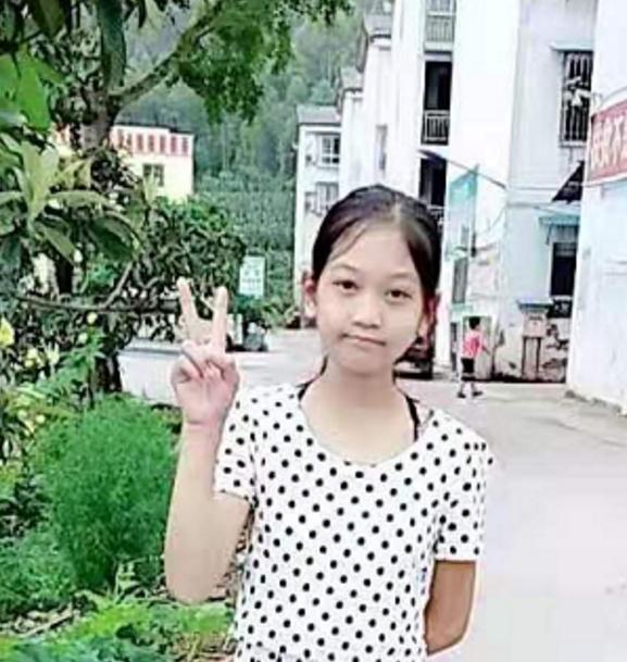 26岁女子在成都失踪已找到，两名初二女生结伴失联