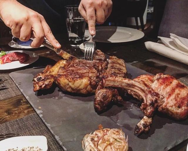 牛排餐厅常用菜谱目录，新年的第一餐要不要来一份牛排