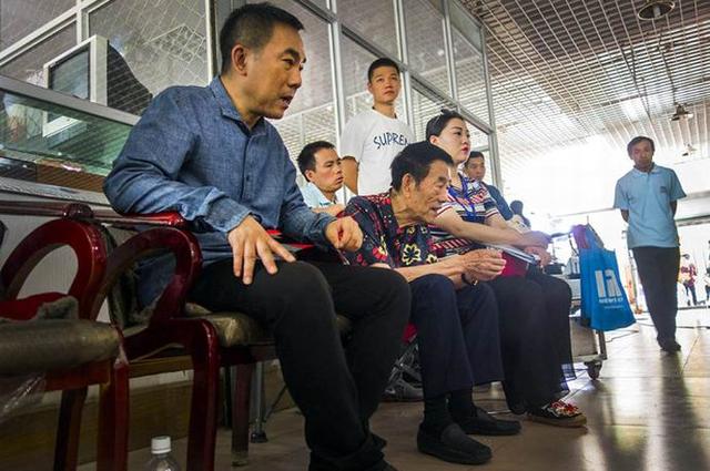 杨少华杨议最新抖音，杨少华杨议全家说相声演杨光