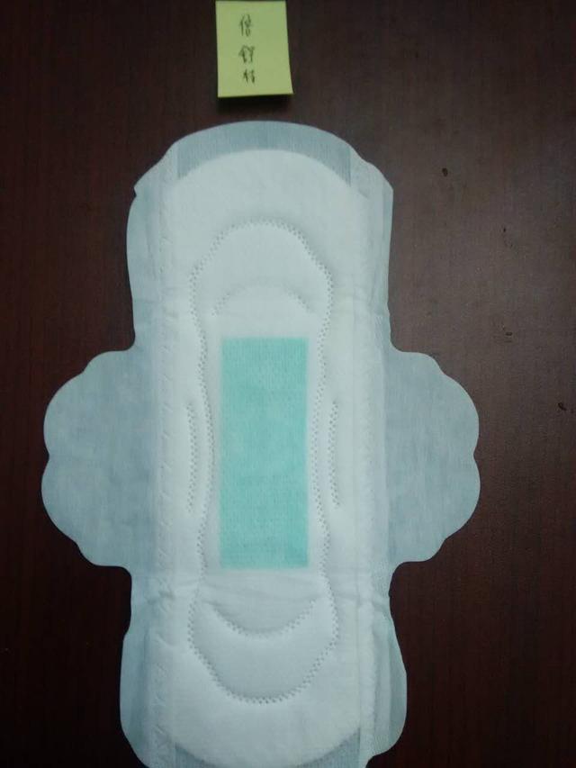 好用的卫生巾 排名，女生福利贴--十三款品牌卫生巾大PK