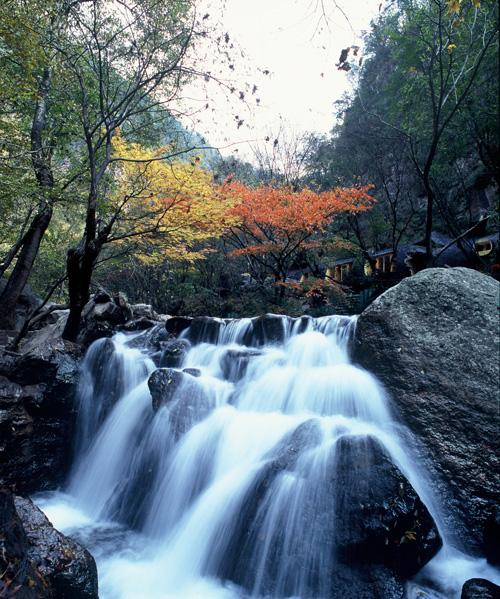 山西介休古城绵山，山西绵山风景名胜区简介