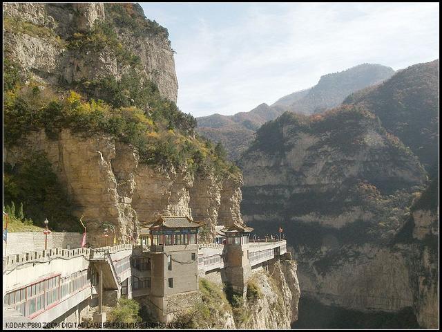 山西介休古城绵山，山西绵山风景名胜区简介