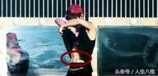 鹿晗的女装照，都说鹿晗像女孩子