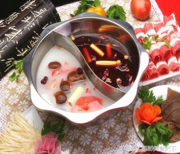 海底捞的火锅为什么这么多人去吃，终于知道为什么海底捞好吃了