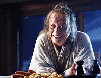 苏培盛发现小太监真实身份，安陵容拿阉人身份笑话苏培盛